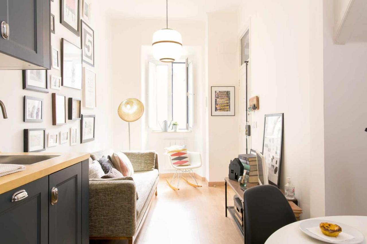 Charming Lisbon Home With Terrace St Amaro Exteriér fotografie
